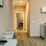 Hotel Friday