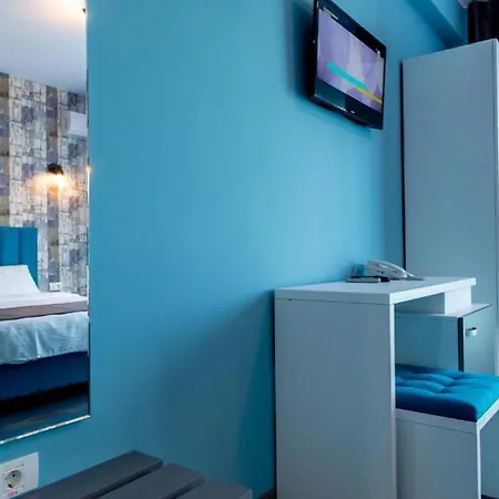 Friday Hotel 2*