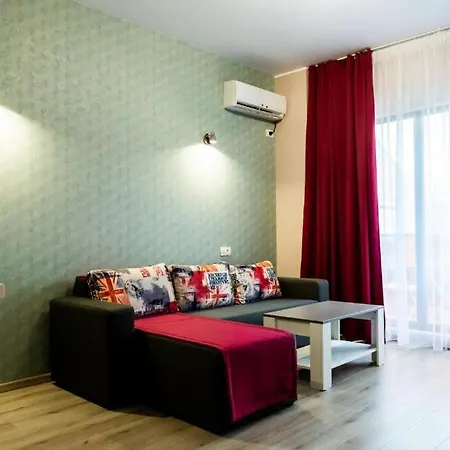 Friday Hotel Mamaia