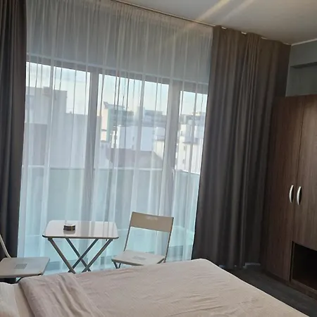 Hotel Friday Mamaja