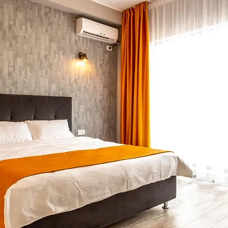 Otel Friday