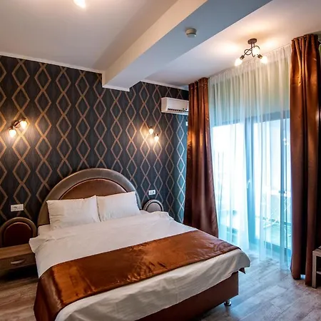 Friday Otel 2*