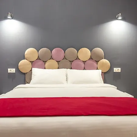 Friday Otel 2*